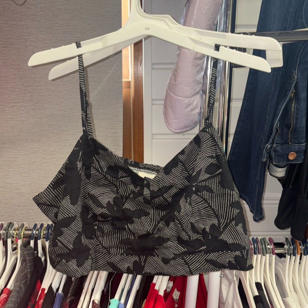 Universal Thread Black and Gray Tank Top